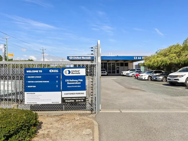 Sucursal de contenedores de embarque Perth