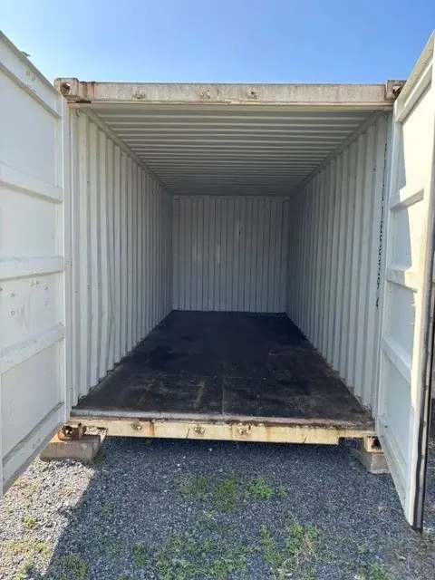 en 1