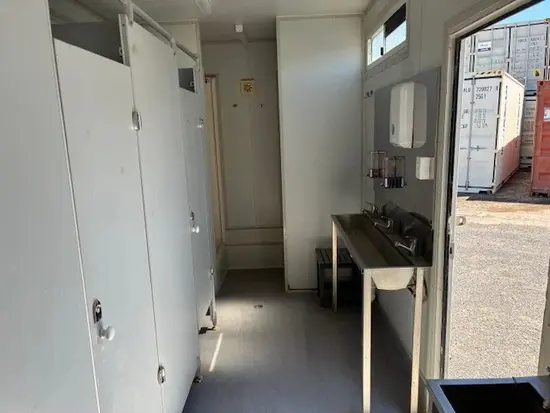 dentro de 4