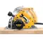 Sierra circular, 7 1/4 in, eléctrica DEWALT amarilla, gris y negra