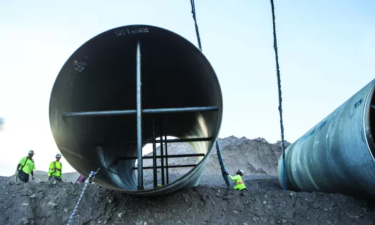 trabajadores en una zanja