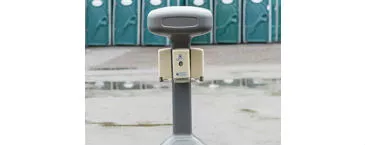 Soporte portátil para desinfectante de manos