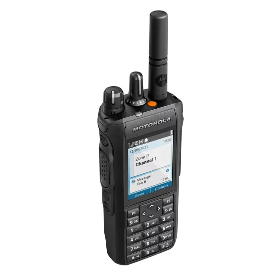 Radio de dos bandas Motorola negra