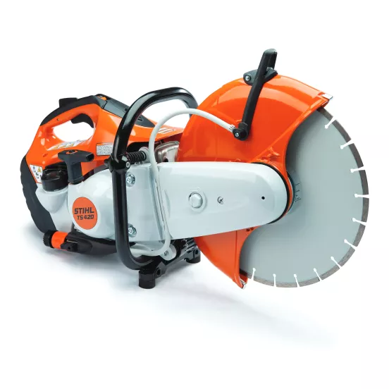 Sierra de corte para concreto, 14 in, a gasolina STIHL naranja, blanca y negra