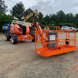 brazo de elevación articulado JLG 600AJ 2015