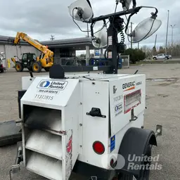 Torre de luz portátil Generac MLT4200IVF4 2021