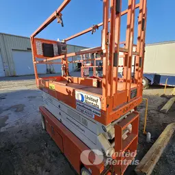 elevador de tijera Snorkel S3226E 2019