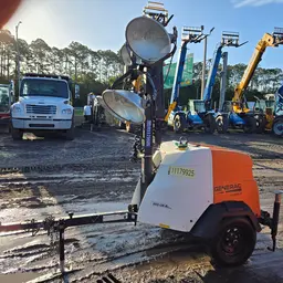 Torre de luz portátil Generac MLT6SMDS 2021