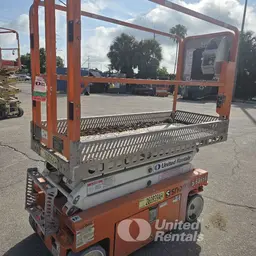 elevador de tijera Snorkel S3215L 2020