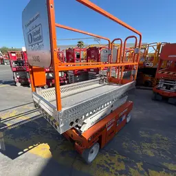 elevador de tijera Snorkel S3215L 2022