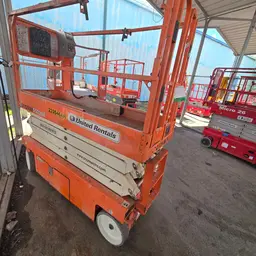 elevador de tijera Snorkel S3226E 2019