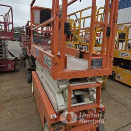 elevador de tijera Snorkel S3226E 2019