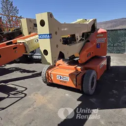 brazo de elevación articulado JLG E400AJPN 2014
