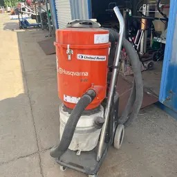 Aspiradora Husqvarna T10000 2018
