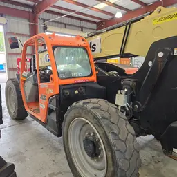 Montacargas JLG 742 2018