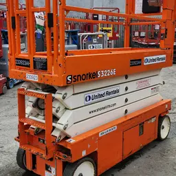 elevador de tijera Snorkel S3226E 2019