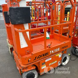 Elevador autopropulsado para una sola persona Snorkel TM12E 2021