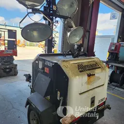 Torre de luz portátil Allmand NL-V 2018
