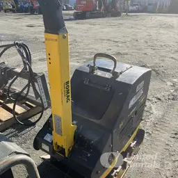 Compactadora de placa vibratoria BOMAG BPR70/70DE 2023