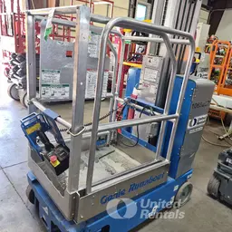 Elevador autopropulsado para una sola persona Genie GR-20 2017