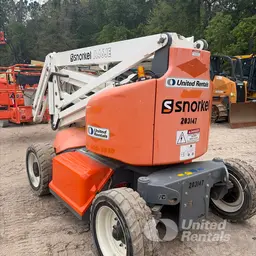 brazo de elevación articulado Snorkel A46JE 2018