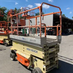 Elevador de tijera JLG 3246ES 2015