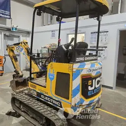Miniexcavadora JCB 19C-1E 2021