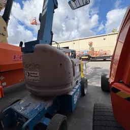 brazo de elevación articulado Genie Z-40/23N RJ 2015