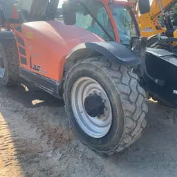 Montacargas JLG 1055 2019