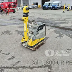 Compactadora de placa vibratoria Wacker Neuson DPU6555He 2023