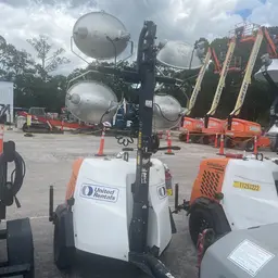 Torre de luz portátil Generac MLT6SMDS 2018
