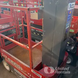 Elevador autopropulsado para una sola persona Skyjack SJ16 2018