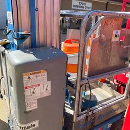 Elevador autopropulsado para una sola persona Genie GR-20 2016