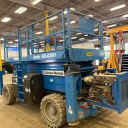 elevador de tijera para terreno escabroso Genie GS-4390 RT 2016