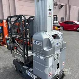 Elevador autopropulsado para una sola persona JLG 20MVL 2015