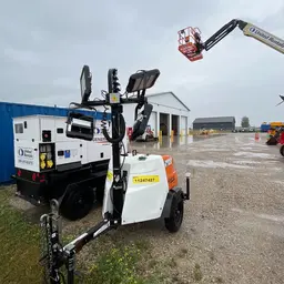 Torre de luz portátil Generac MLT6SMDS 2021