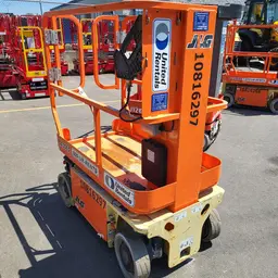 Elevador autopropulsado para una sola persona JLG 1230ES 2018