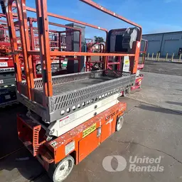 elevador de tijera Snorkel S3215L 2019