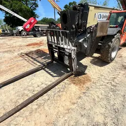 Montacargas JLG 1055 2019