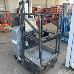 Elevador autopropulsado para una sola persona JLG 20MVL 2017
