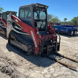 Cargador sobre orugas Takeuchi TL12R2-CR 2021