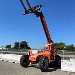 Montacargas SKYTRAK 6036 2018