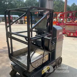 Elevador autopropulsado para una sola persona JLG 20MVL 2016