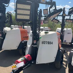 Torre de luz portátil Generac MLT6SKDS 2021