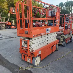elevador de tijera Snorkel S3226E 2019