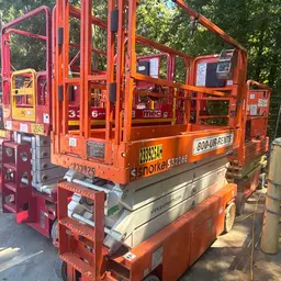 elevador de tijera Snorkel S3226E 2019