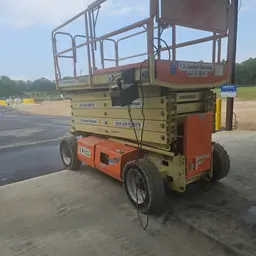 elevador de tijera JLG 4069LE 2018