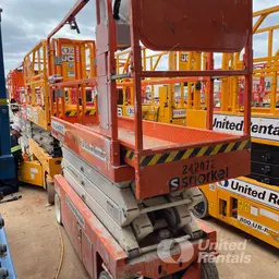 elevador de tijera Snorkel S3226E 2019