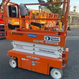 elevador de tijera Snorkel S3219E 2018