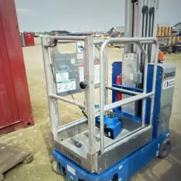 Elevador autopropulsado para una sola persona Genie GR-20 2017